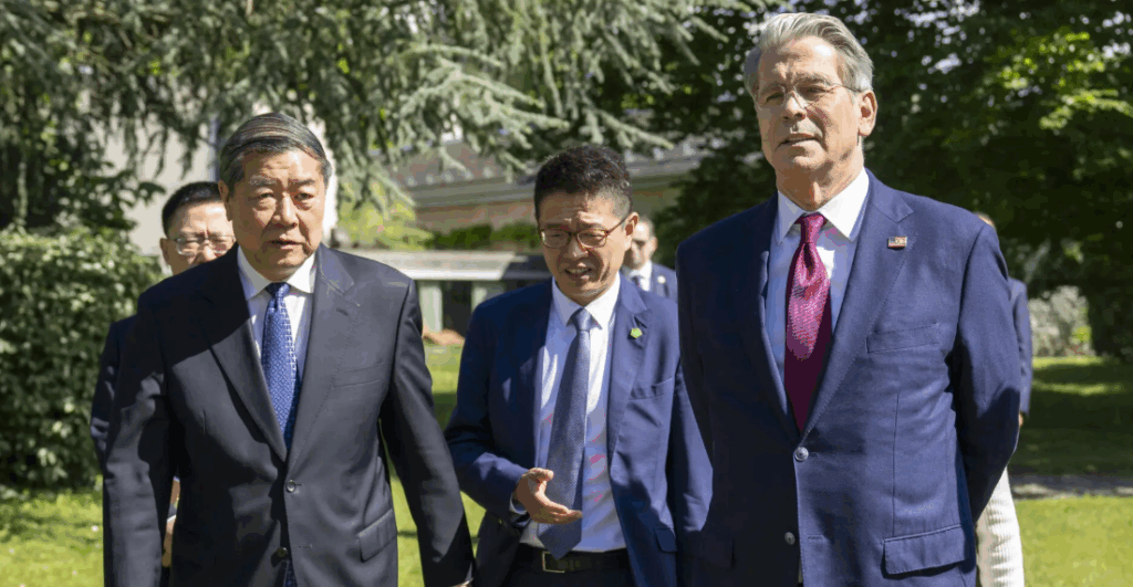 U.S. and China Meet at Precarious Moment in Trade War